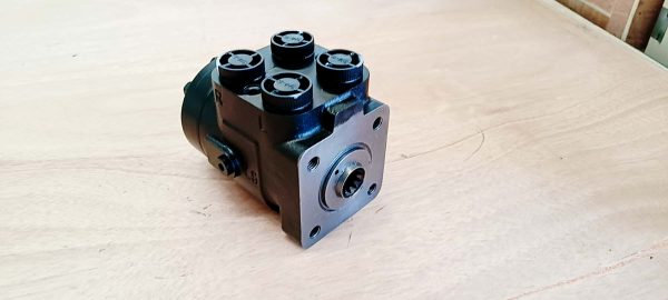 caterpillar 950h steering metering pump part 230 4176