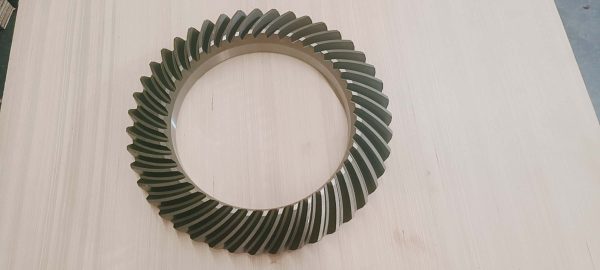komatsu 23a 22 11200 bevel gear assembly for motor graders
