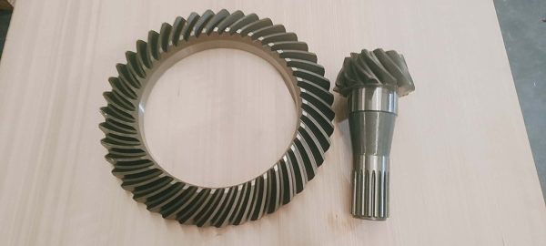 komatsu 23a 22 11200 bevel gear assembly for motor graders