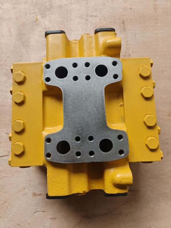 komatsu control valve 709 62 11101