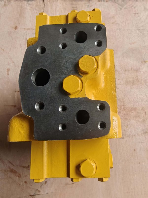 komatsu control valve 709 62 11101