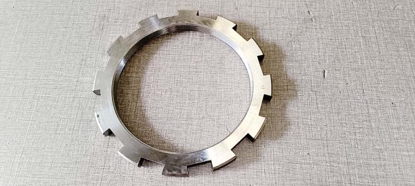 komatsu hexagon nut 113 21 22140 (bevel gear & shaft)