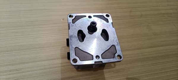 komatsu hydraulic gear pump assembly 705 41 04400 (sbr10) for wheel loaders