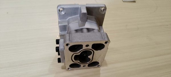 komatsu hydraulic gear pump assembly 705 41 04400 (sbr10) for wheel loaders