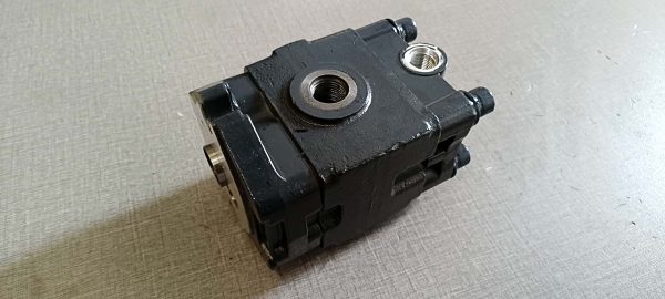 pvd 2b 36 75 tandem axial piston hydraulic pump