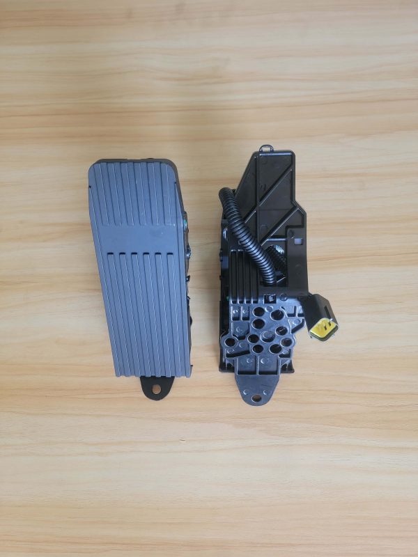 shantui d2280 00530 accelerator control pedal assembly for sd16 bulldozer
