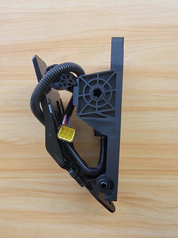 shantui d2280 00530 accelerator control pedal assembly for sd16 bulldozer