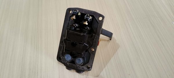 steering valve assembly for komatsu bulldozers part no. 144 40 00100