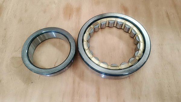 caterpillar 096 4339 cylindrical roller bearing for excavator swing drive